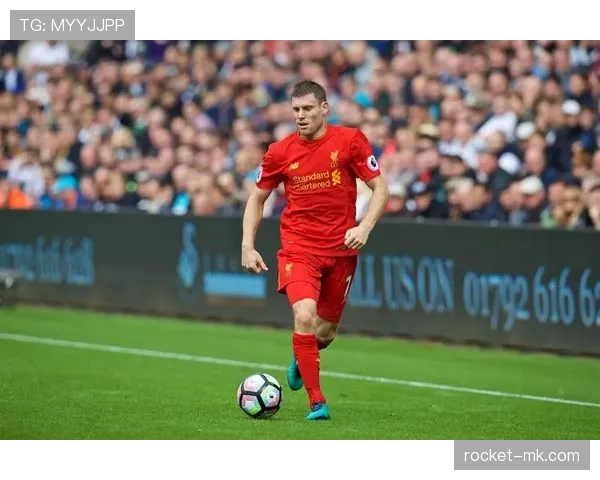 詹姆斯·米尔纳重返英超，助力球队冲击新赛季荣耀