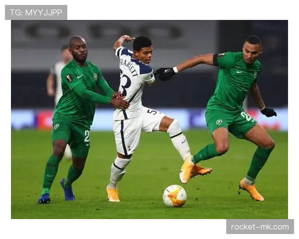 西甲短传渗透战术掀起攻防新潮流,球队表现引关注 西甲短传渗透战术掀起攻防新潮流,球队表现引关注