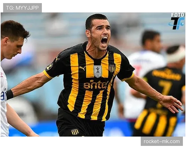 费内巴切边路闪电突袭，新星闪耀新赛季引关注