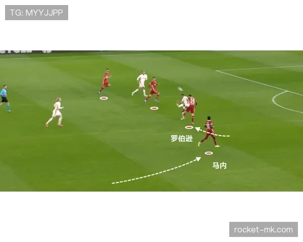 维尼修斯无球跑动与空间利用如何形成进攻威胁