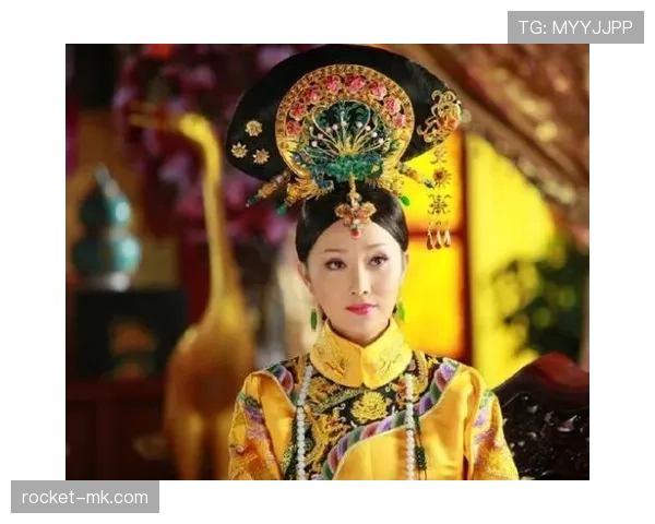 刷到蒋林静家里照片，赛场冷面，客厅像奢侈品店…